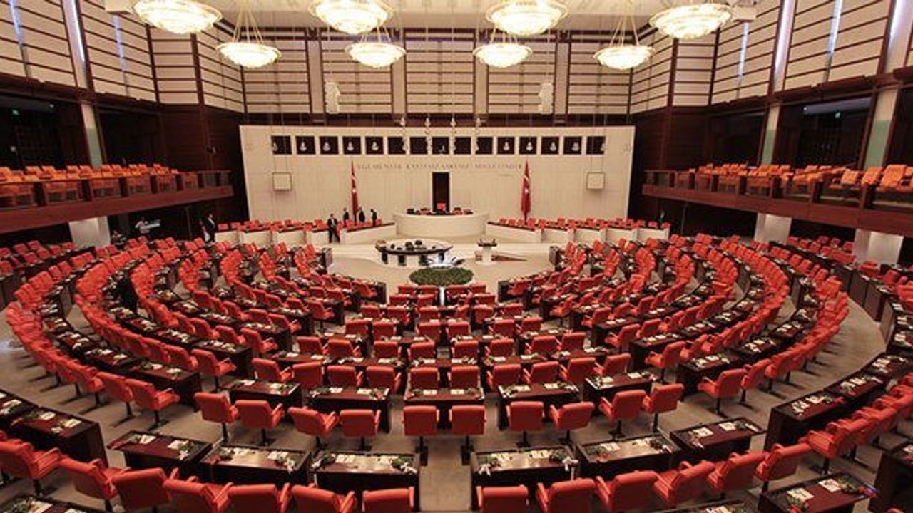 LGBT İle İlgili Düzenleme Taslağı Gündemde: 3 Yıl Hapis İhtimali Tartışılıyor